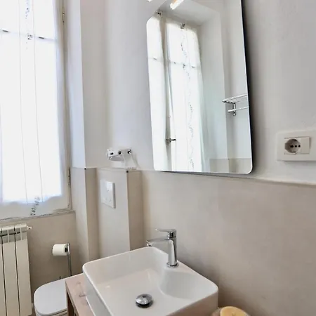 Alex's House Apartment *